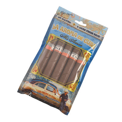 Op maat gemaakte luxe leren sigarenreisetui met bevochtiger Draagbare met ceder gevoerde humidorzak Vochtcontrole Ziplock-zakje