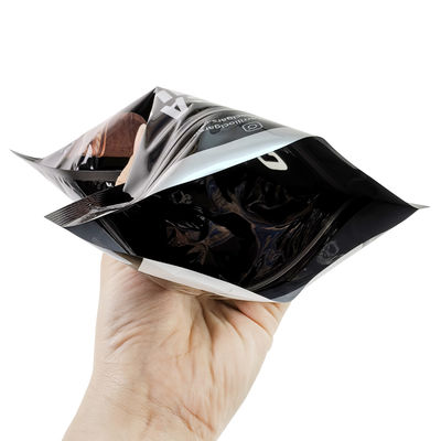 Op maat gemaakte luxe leren sigarenreisetui met bevochtiger Draagbare met ceder gevoerde humidorzak Vochtcontrole Ziplock-zakje