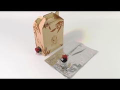 Drankzakken en plastic zakken worden in de doos verpakt, vloeibare verpakkingszakken in de doos verpakt,